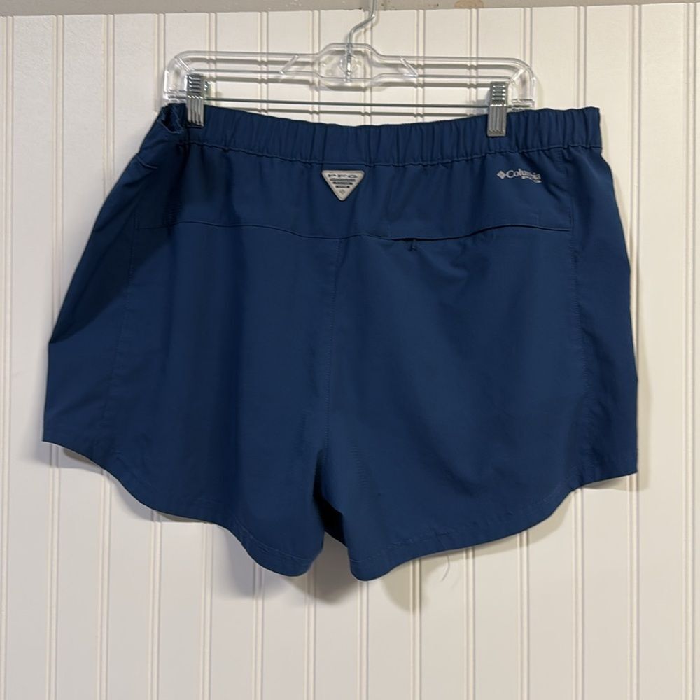 Columbia Dark Blue Pull On Elastic Waist Women's XL Shorts - Picture 2 of 5